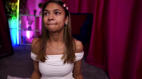 Snapshot of ashayuva chatting on 01/10/25, 09:20 Asha online show from 01/10/25, 09:20