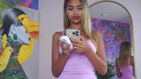 Snapshot of ashayuva chatting on 11/23/25, 04:23 Asha online show from 11/23/25, 04:23