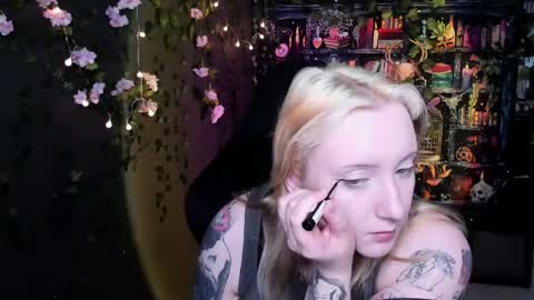 Snapshot of asheluck chatting on 05/30/26, 03:25 AshleyAshe online show from 05/30/26, 03:25