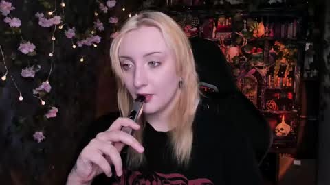 Snapshot of asheluck chatting on 06/05/26, 06:52 AshleyAshe online show from 06/05/26, 06:52