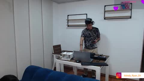 Snapshot of ashely_ryan24 chatting on 01/10/26, 02:24 Ashley And Ryan online show from 01/10/26, 02:24