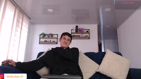 Snapshot of ashely_ryan24 chatting on 05/04/26, 09:11 Ashley And Ryan online show from 05/04/26, 09:11