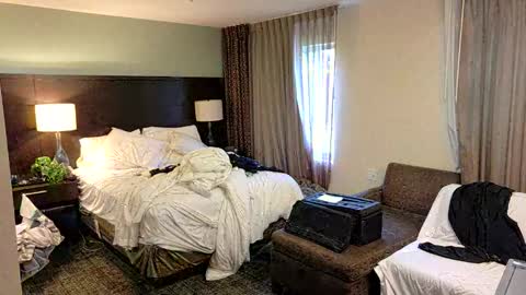 Ashelynn Grey online show from 04/01/26, 10:18