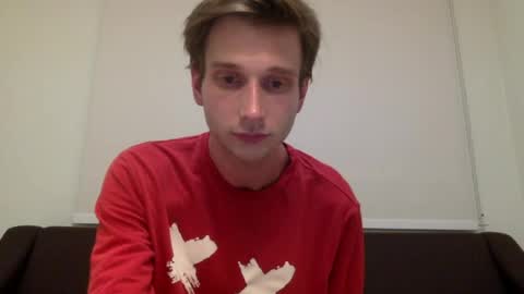 Snapshot of ashingwest97 chatting on 06/14/26, 01:47 Ashing online show from 06/14/26, 01:47