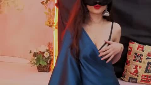 ash online show from 02/11/25, 07:48