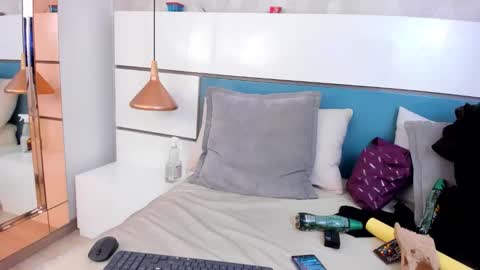 Ashkoreh online show from 01/18/26, 06:34