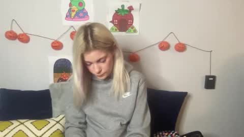 Ashlee online show from 02/01/26, 01:26