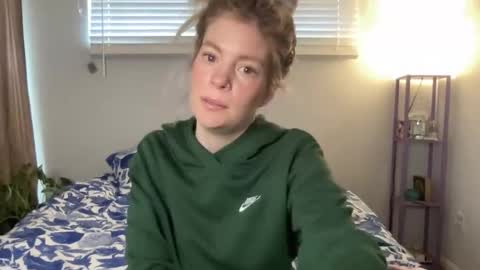 Ashlee online show from 02/20/26, 04:29