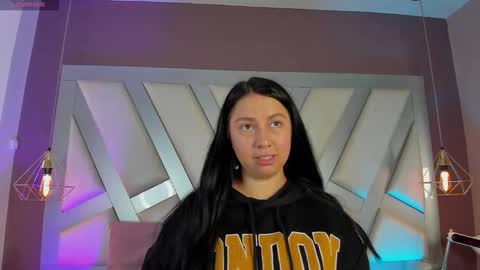 Snapshot of ashleey_bell_ chatting on 04/27/26, 12:47 Ashley online show from 04/27/26, 12:47