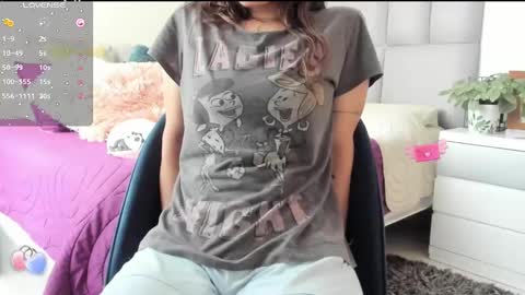 Carolina  online show from 02/09/25, 04:40