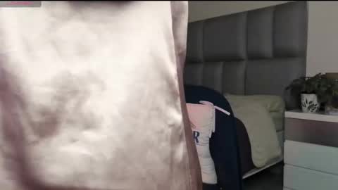 Carolina  online show from 03/04/25, 02:06