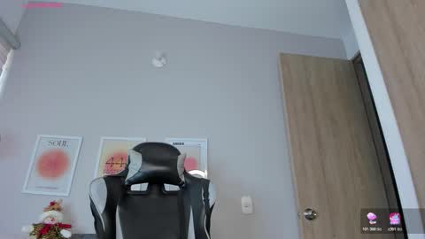 A S H L E Y online show from 11/26/25, 09:16