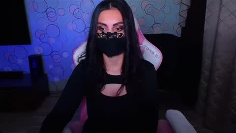   Yasmina   online show from 11/02/25, 03:20