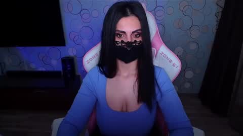   Yasmina   online show from 06/10/26, 05:50