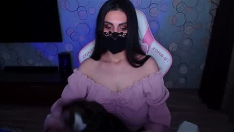   Yasmina   online show from 06/12/26, 05:17