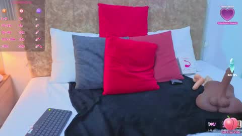 Snapshot of ashley__foxx_ chatting on 05/19/26, 03:51 ashley online show from 05/19/26, 03:51