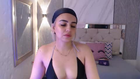 ashley__tylor online show from 02/02/26, 09:46