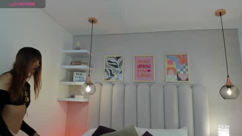 Snapshot of ashley_blake_ chatting on 09/17/25, 03:19 Ashley online show from 09/17/25, 03:19