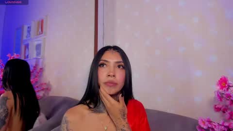 Snapshot of ashley_blum_ chatting on 04/19/26, 06:10 ashley_blum_ online show from 04/19/26, 06:10