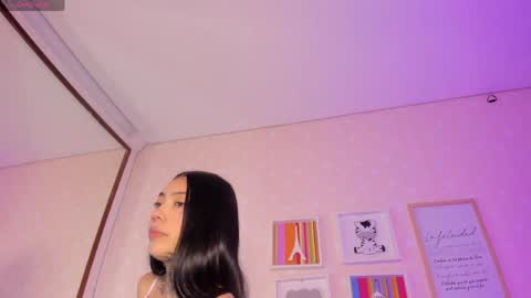 Snapshot of ashley_blum_ chatting on 04/22/26, 12:07 ashley_blum_ online show from 04/22/26, 12:07