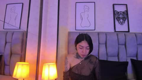 Snapshot of ashley_blum_ chatting on 05/17/26, 11:17 ashley_blum_ online show from 05/17/26, 11:17