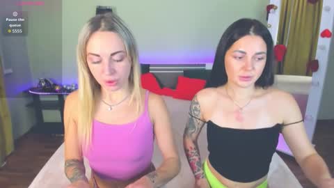 Snapshot of ashley_crashly chatting on 11/10/25, 09:52 Alina online show from 11/10/25, 09:52