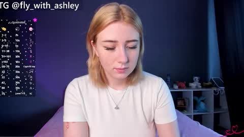 ashley_fly online show from 09/15/25, 05:51