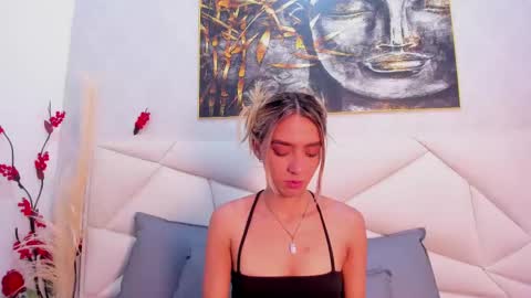 Snapshot of ashley_miller26 chatting on 03/02/25, 11:18 ashley_miller26 online show from 03/02/25, 11:18