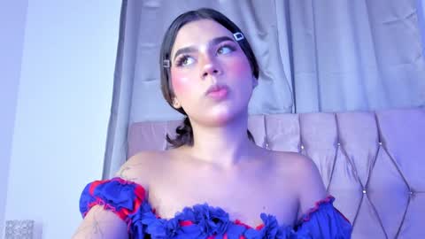 Snapshot of ashley_piinkk chatting on 02/06/25, 05:46 Ashley online show from 02/06/25, 05:46