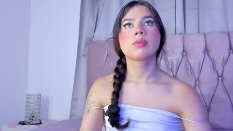 Snapshot of ashley_piinkk chatting on 03/07/25, 01:07 Ashley online show from 03/07/25, 01:07