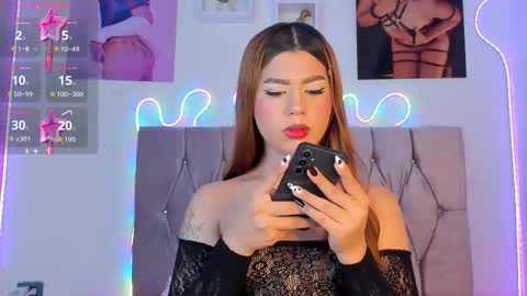 Snapshot of ashley_piinkk chatting on 10/12/25, 06:23 Ashley online show from 10/12/25, 06:23