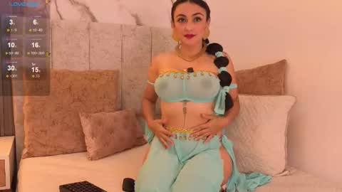 Camila online show from 10/31/25, 08:32