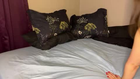 Ashley said online show from 03/15/26, 03:45