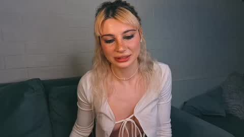 Ashley online show from 03/28/26, 12:21