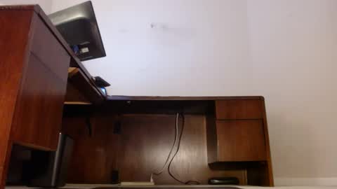 Snapshot of ashleyaki2000 chatting on 01/08/25, 05:37 Ashley Ann online show from 01/08/25, 05:37