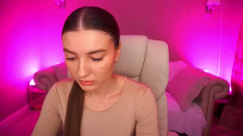 ashleybaee online show from 10/27/25, 06:50