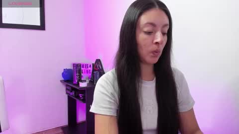 Ashley online show from 11/18/25, 02:43