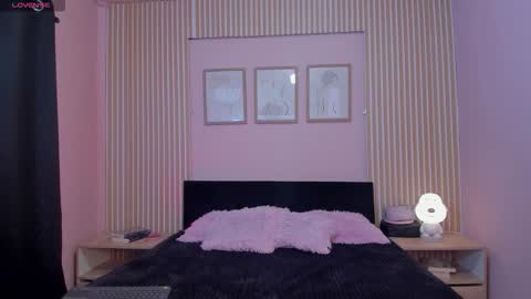 ashleycooper_2 online show from 11/13/25, 06:07