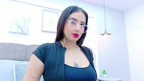 Ashley Evans online show from 09/22/25, 09:17