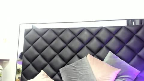 Snapshot of ashleyhiil2 chatting on 01/22/25, 04:34 AshleyHill online show from 01/22/25, 04:34