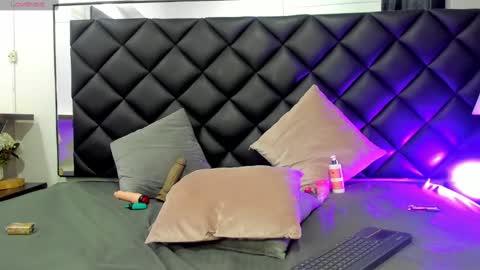 Snapshot of ashleyhiil2 chatting on 01/25/25, 05:40 AshleyHill online show from 01/25/25, 05:40