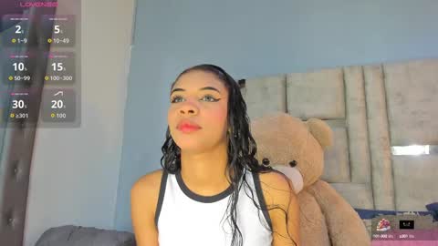 Snapshot of ashleyhiil2 chatting on 10/03/25, 03:58 AshleyHill online show from 10/03/25, 03:58