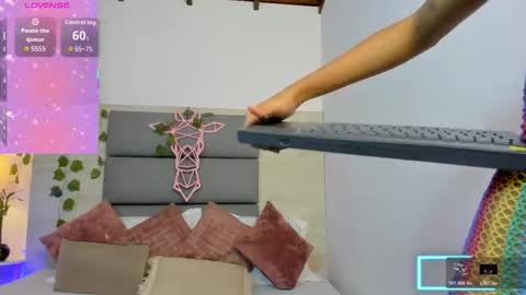 Snapshot of ashleyhiil2 chatting on 10/29/25, 04:04 AshleyHill online show from 10/29/25, 04:04