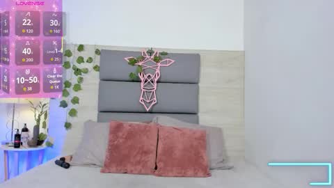 Snapshot of ashleyhiil2 chatting on 11/11/25, 04:01 AshleyHill online show from 11/11/25, 04:01