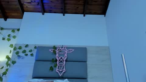 Snapshot of ashleyhiil2 chatting on 11/26/25, 04:02 AshleyHill online show from 11/26/25, 04:02