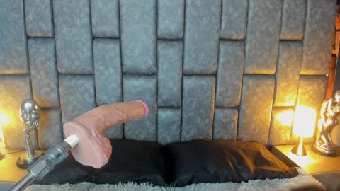 ASHLEY  My schedule 600 - 1400 GMT -5 online show from 01/12/25, 11:28