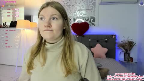 Snapshot of ashleyjonse chatting on 11/03/25, 05:52 AshleyJonse online show from 11/03/25, 05:52