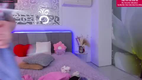 Snapshot of ashleyjonse chatting on 01/14/26, 06:08 AshleyJonse online show from 01/14/26, 06:08