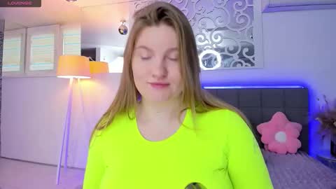 Snapshot of ashleyjonse chatting on 02/17/26, 05:59 AshleyJonse online show from 02/17/26, 05:59