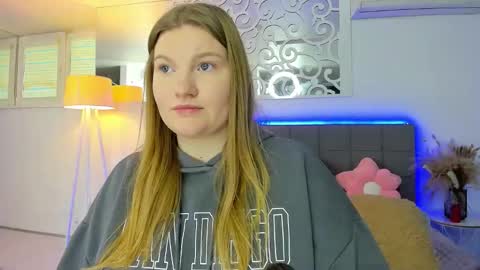 Snapshot of ashleyjonse chatting on 02/24/26, 06:11 AshleyJonse online show from 02/24/26, 06:11